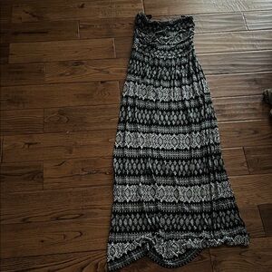 Black and White Patterned Women's Skirt